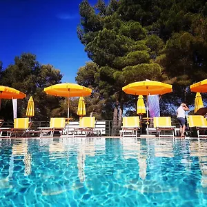 3* Hotel apartamentowy Villaggio Golfo Di Arzachena